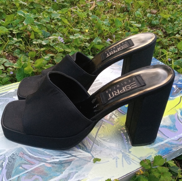 y2k chunky heels